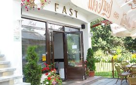 Pension Hotel Fast